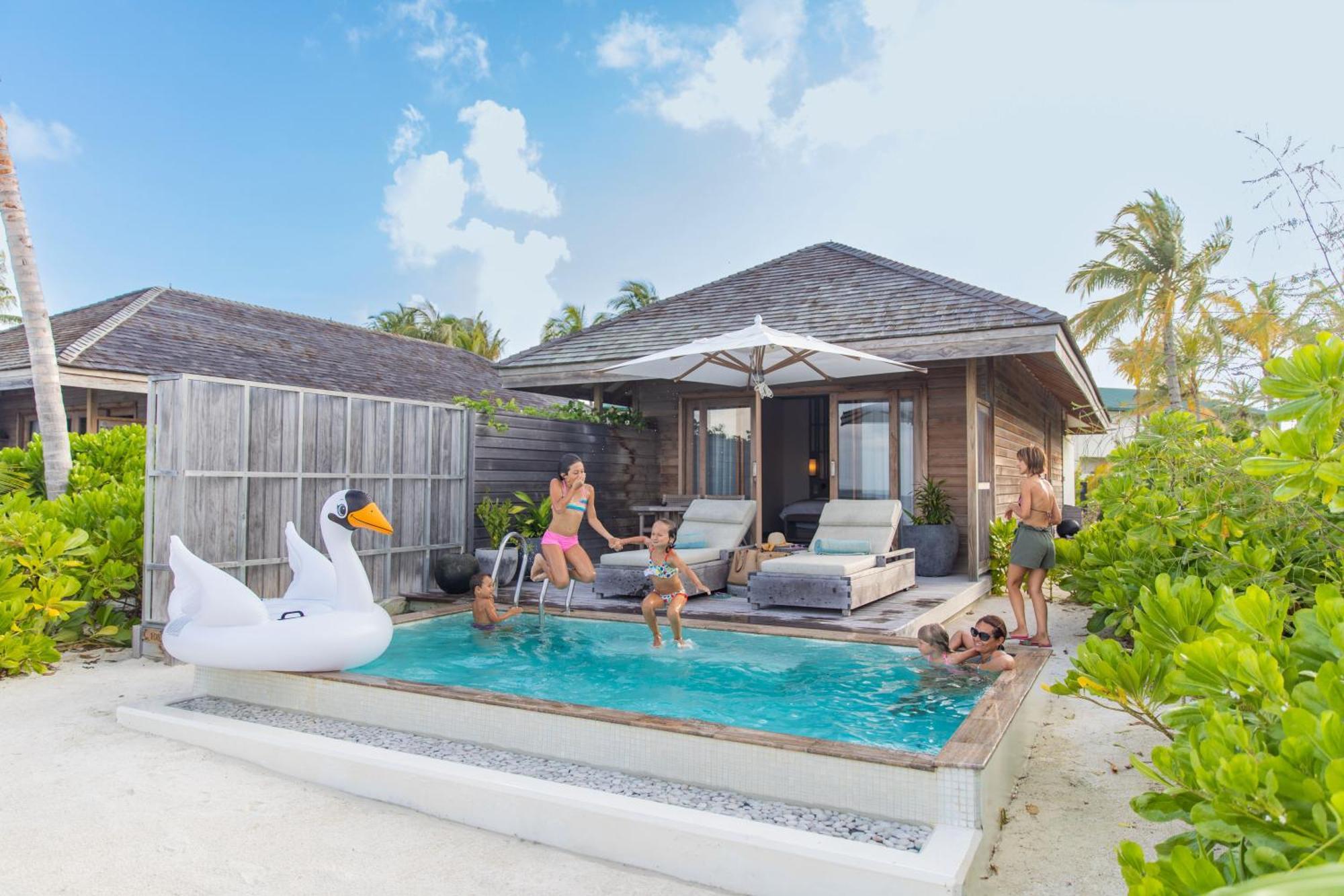 Kagi Maldives & 5* Gaafaru